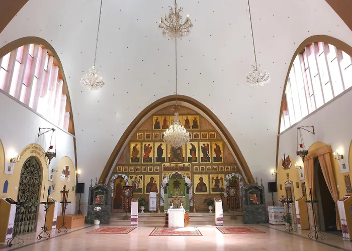 Domus Pacis מלון 3*